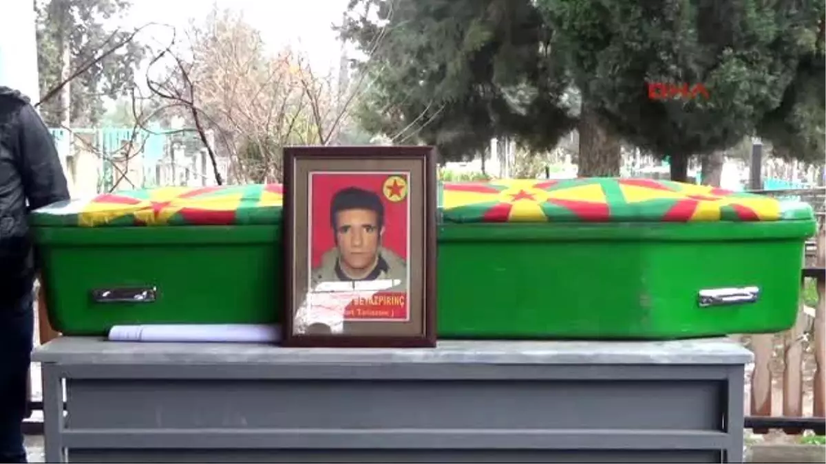 PKK\'lı Cenazesine Katılan Dilek Öcalan: Kürtleri Öldürerek Bitiremezsiniz