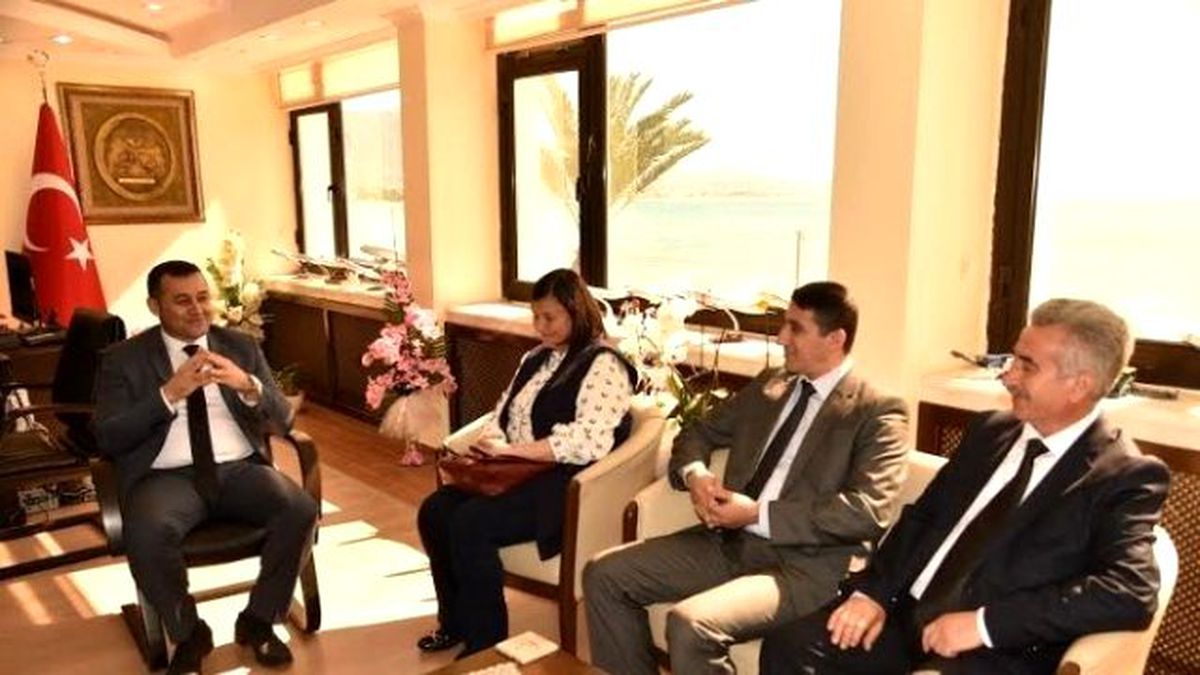 Vergi Daieresi Müdürü Başkan Yücel\'i Ziyaret Etti