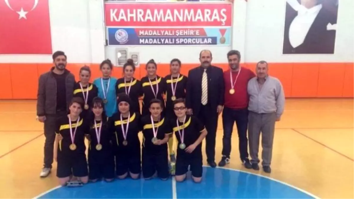 Ağrı Spor Lisesi Kız Futsal Takımı Türkiye Finallerinde