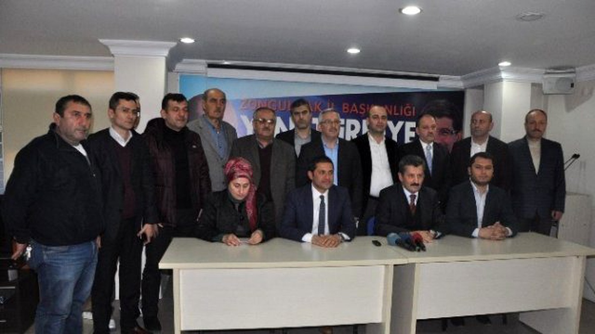 AK Parti İl Başkanı Zeki Tosun CHP İl Binasına Yapılan Taşlı Saldırıyı Kınadı