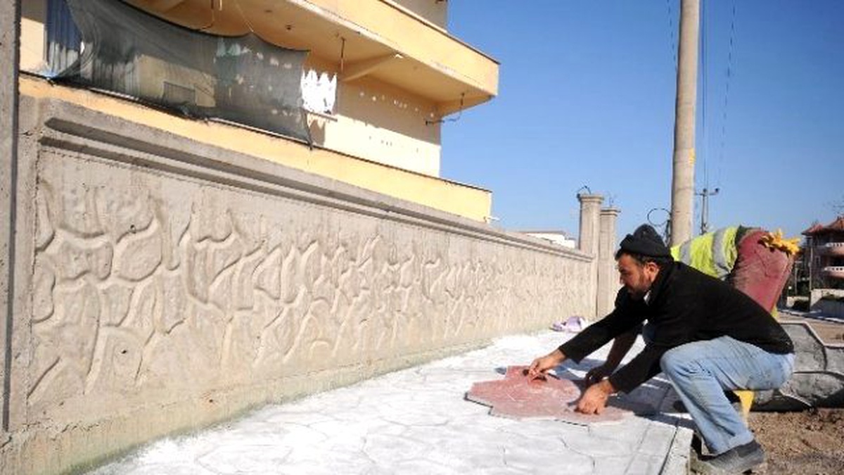 Başiskele Yollarına Kaldırım Yapılıyor