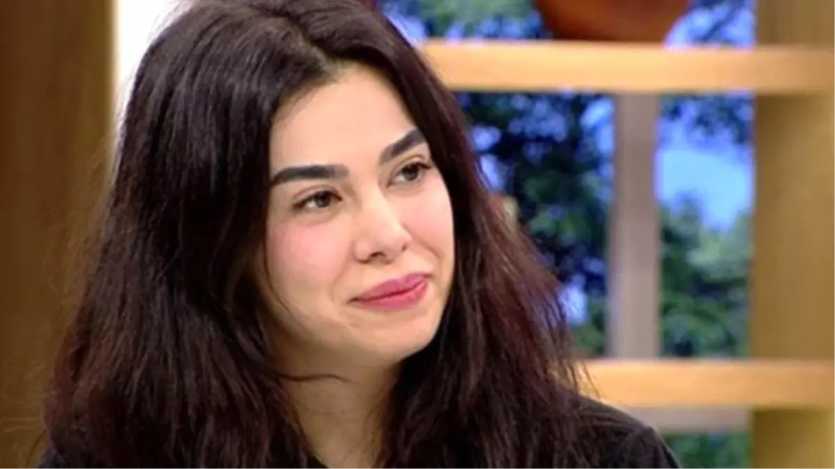 Caner Erkin\'in Eski Eşi Asena Atalay, Ofsaytı Anlattı