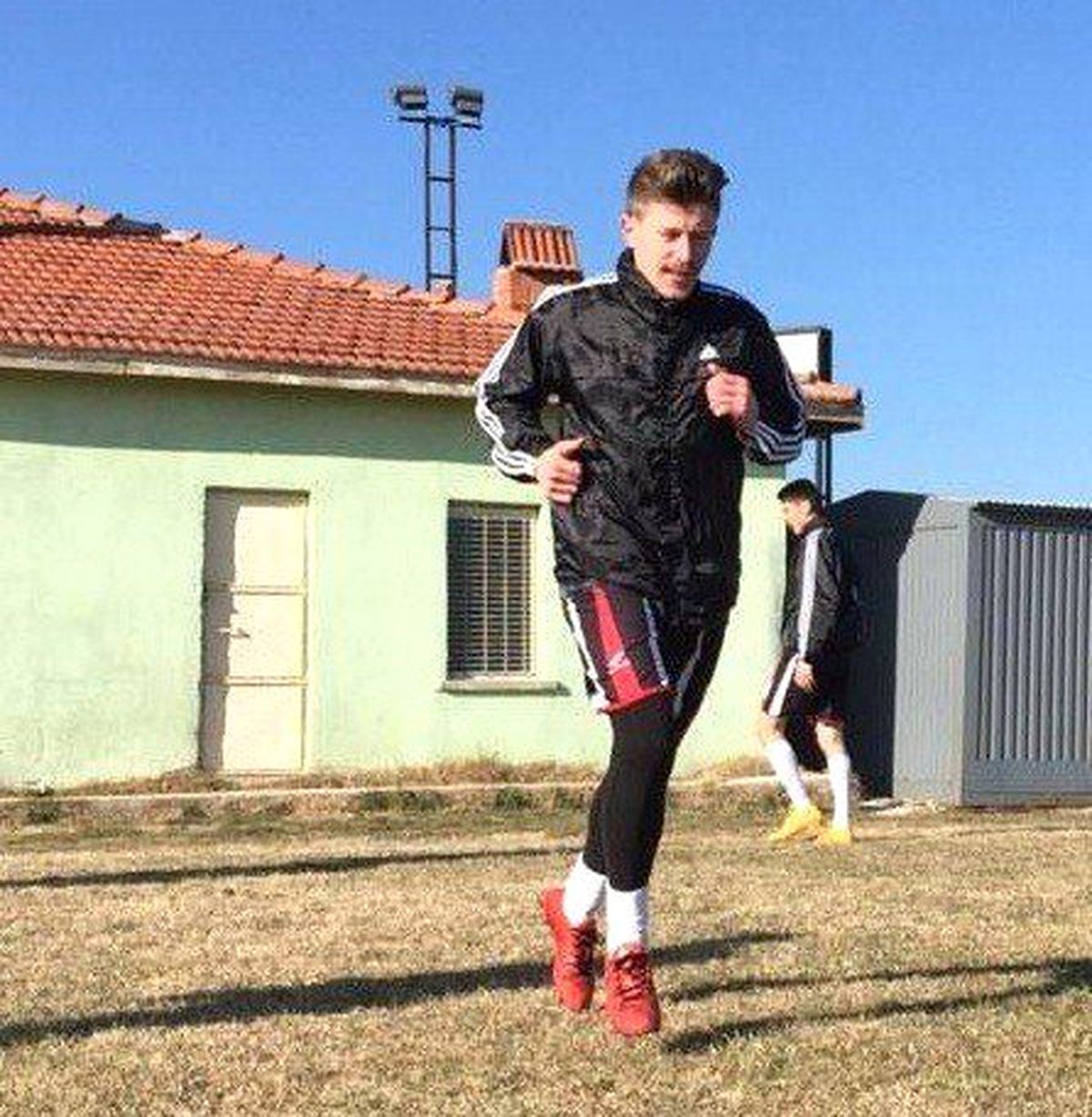 Dereboyu Yağmurluspor Mustafa Güre\'yi Transfer Etti