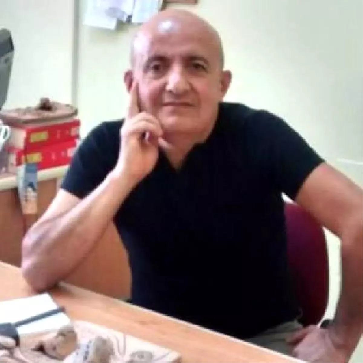 Doktor, Hastayı Muayene Ederken Kalp Krizi Geçirdi