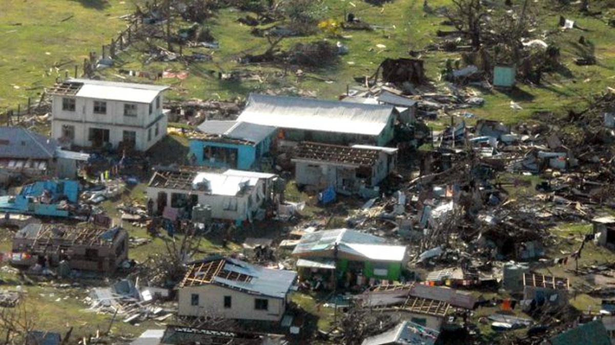 Fiji\'yi Hortum Vurdu: 28 Kişi Hayatını Kaybetti