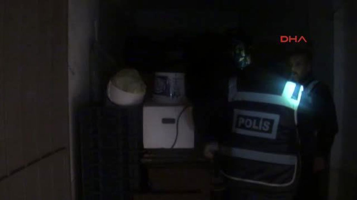 Gaziantep\'te 558 Bin 500 Paket Kaçak Sigara Ele Geçirildi