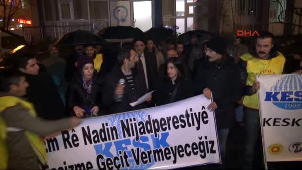 Hakkari\'de Kesk Üyeleri Hükümeti Protesto Etti