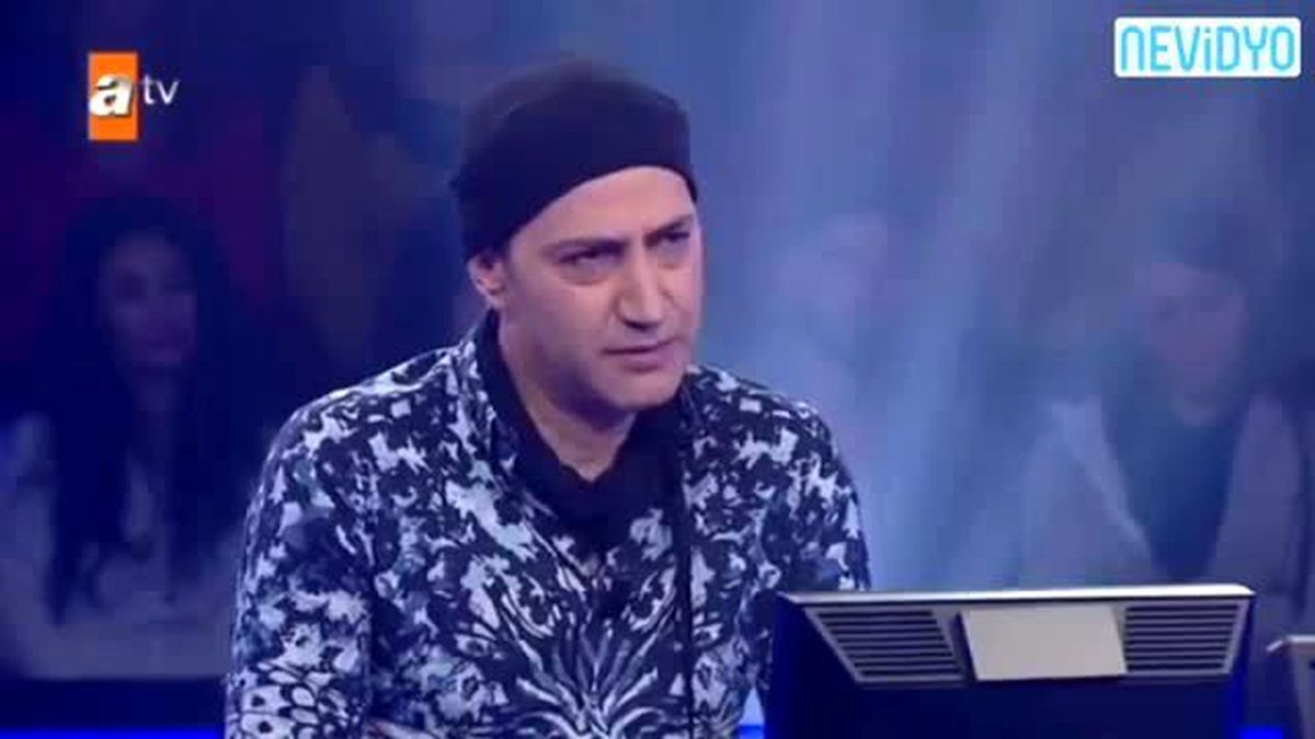 Kazandığı Ödülü Şehit Ailesine Bağışladı