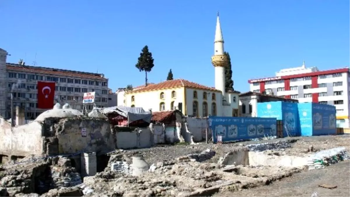 Saathane Meydanı Arkeolojik Kazı Çalışmaları İçin Mahkeme Sonuçları Bekleniyor