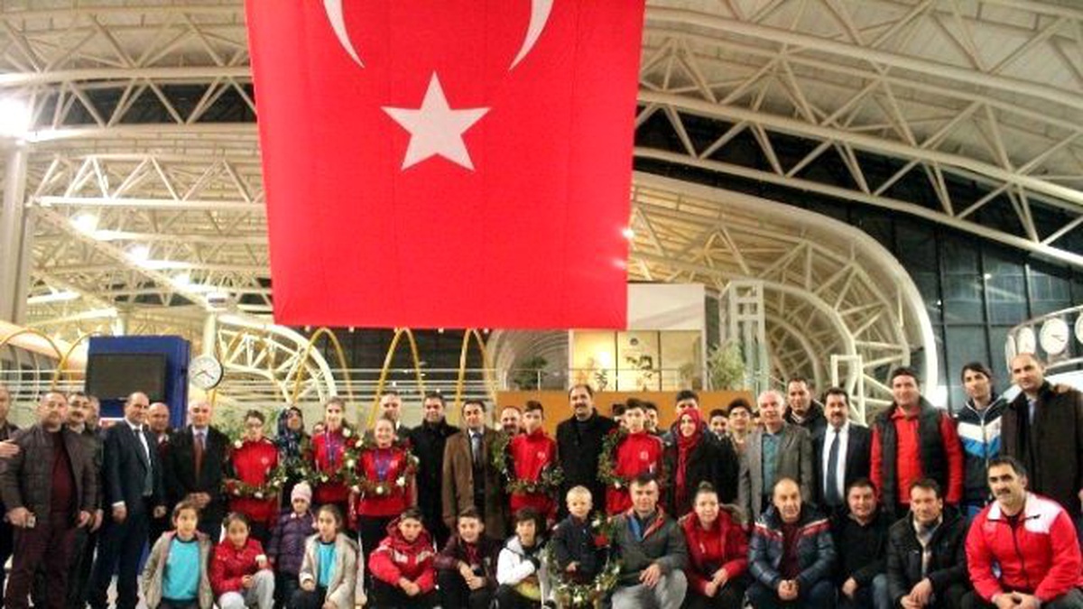 Avrupa Şampiyonlarına Coşkulu Karşılama