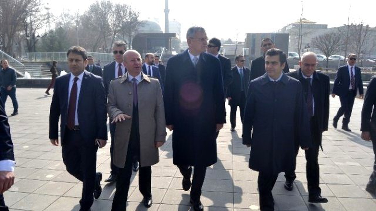 Bakan Bozkır Selçuklu Müzesi\'ni Gezdi