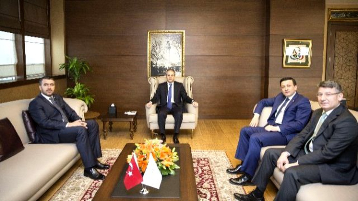 Bakan Kılıç, AK Parti İl Teşkilatlarını Kabul Etti