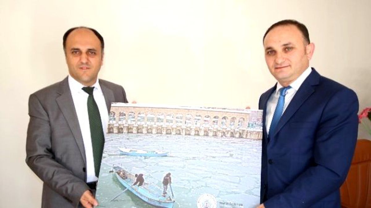 Beyşehir\'in Kamu Kurum Binalarını Tablolar Süsleyecek