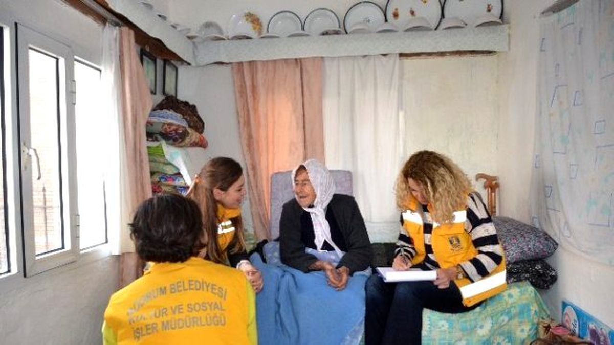 Bodrum\'da Yaşlılara Saygı Projesi Sürüyor