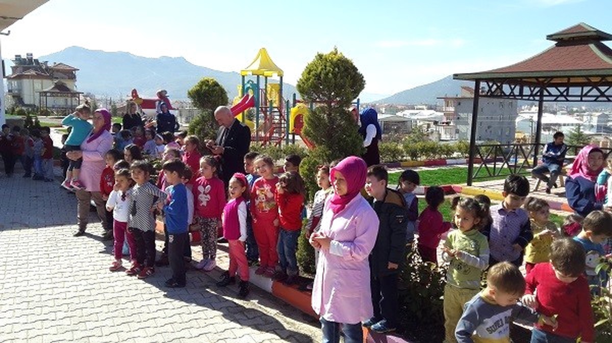 Bucak İtfaiyesi\'nden Okullarda Tahliye ve Kurtarma Tatbikatı