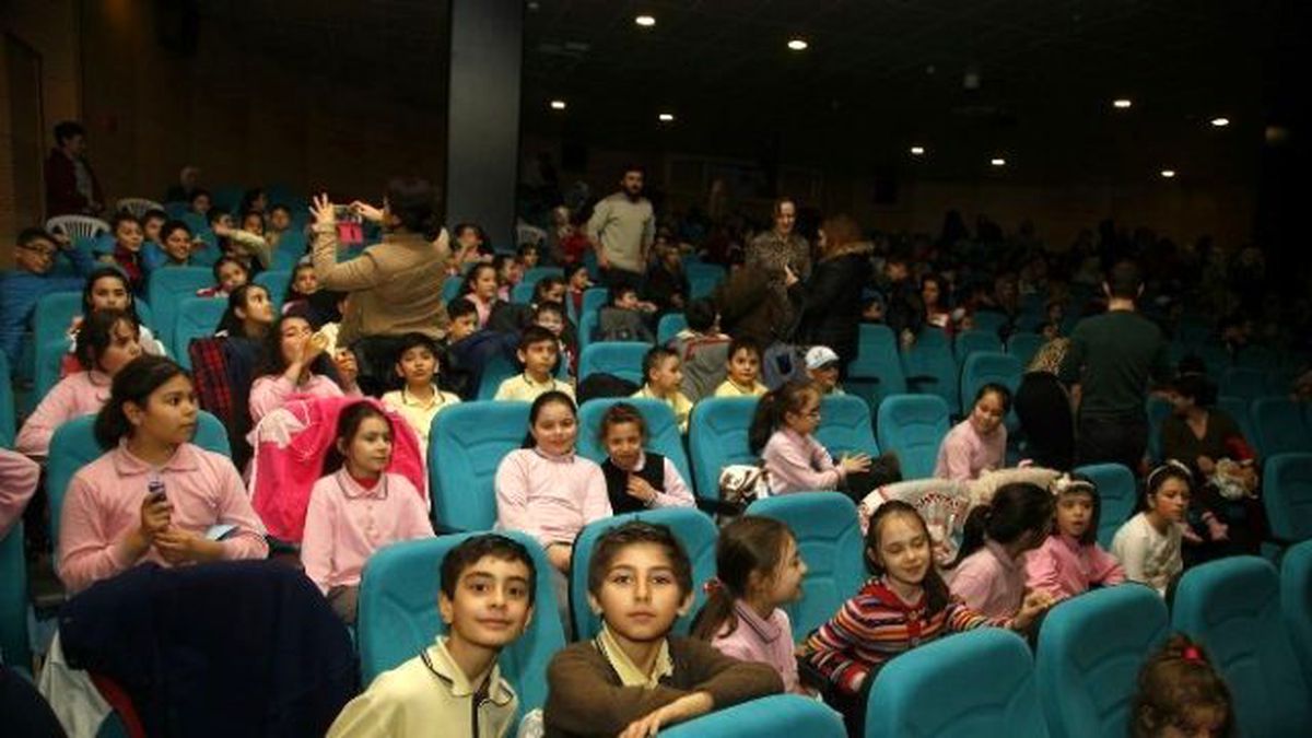 Çocuklar İçin Sinema Günleri Devam Ediyor