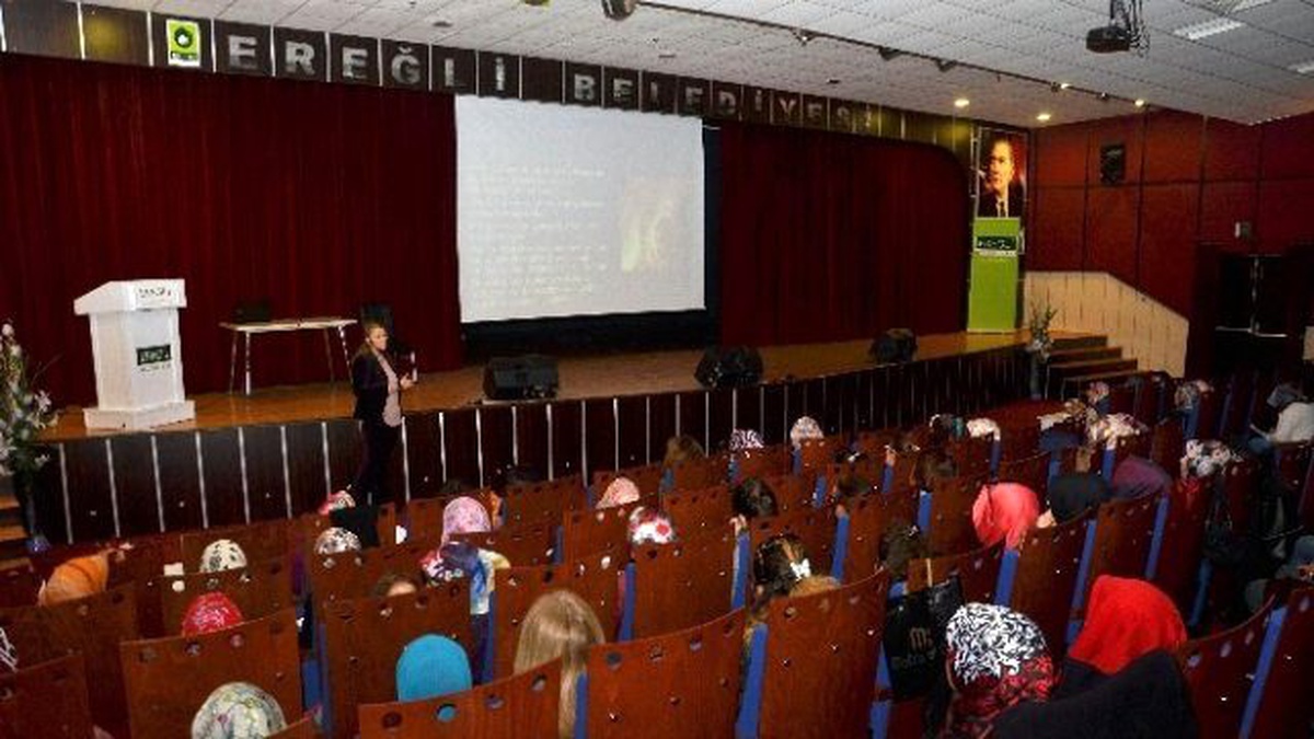 Ereğli Belediyesi ve Komek\'ten Kadınlara Seminer