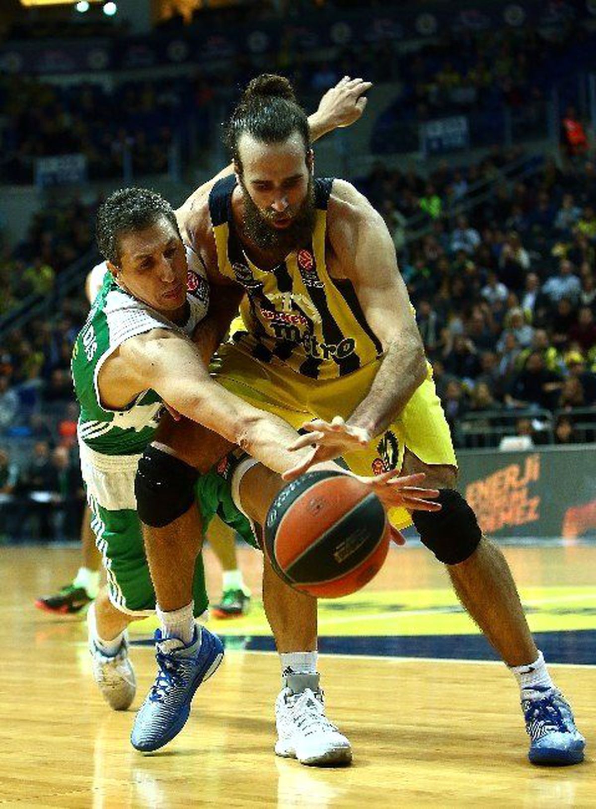 Fenerbahçe, Yunanistan Deplasmanında