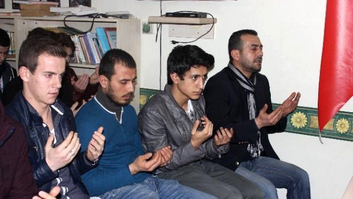 Fırat Çakıroğlu ve Tüm Şehitler İçin Mevlid Okutuldu