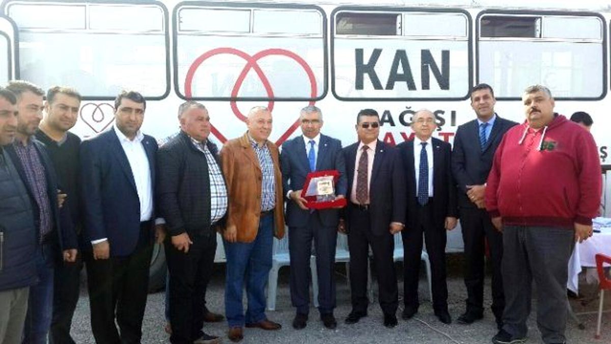 Galericilerden Kızılay\'a Bağış
