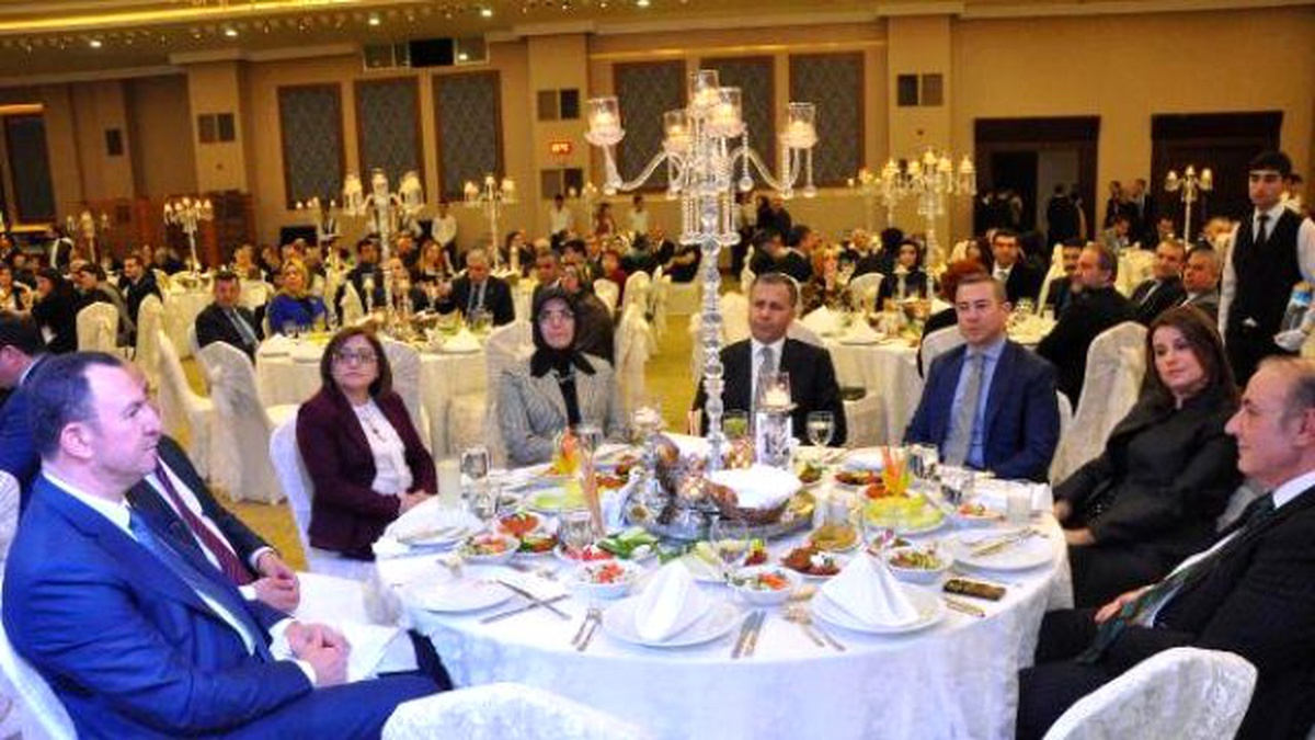 Gaziantep Ticaret Odası 41\'inci Yılını Dolduran Üyelerini Ödüllendirdi