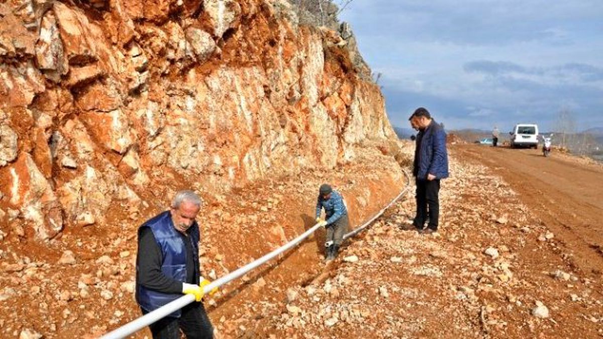 Gölbaşı Gölleri Çevresine Su Borusu Döşendi