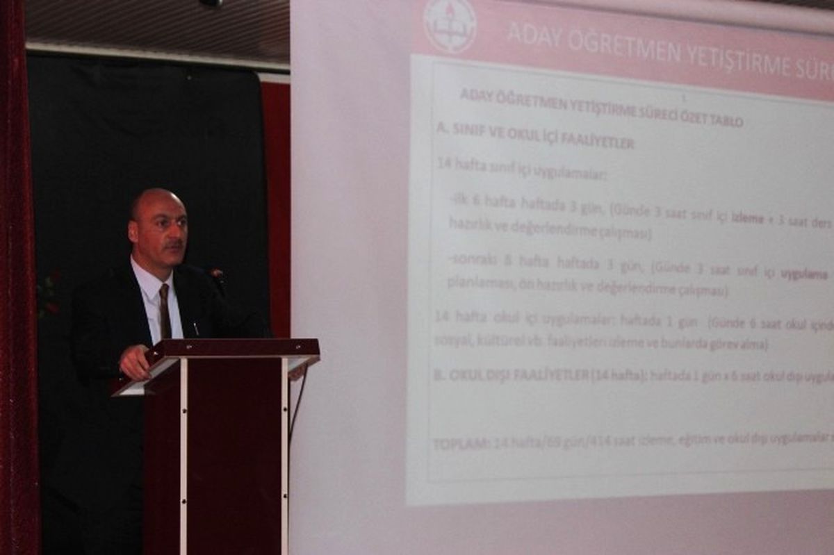 Iğdır\'da Danışman Öğretmen Eğitim Semineri