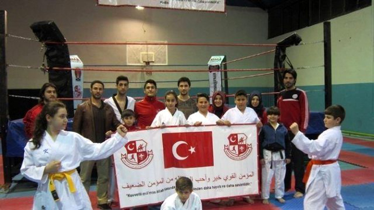 İmam Hatipli Gençler Madalyaları Kaptı