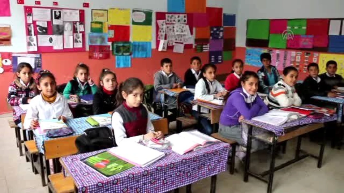 İstanbullu Esnaftan Köy Okuluna Yardım Eli