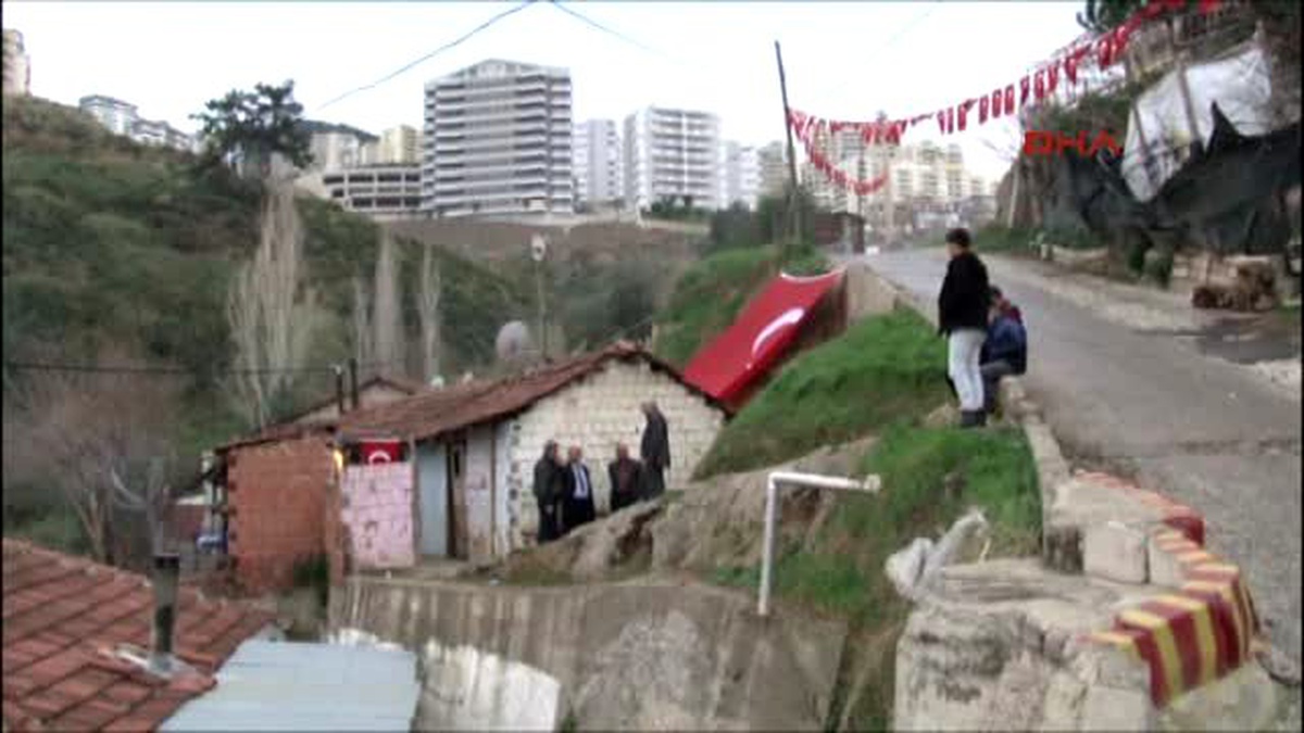 İzmir Şehit Uzman Çavuş 6 Aylık Evliydi