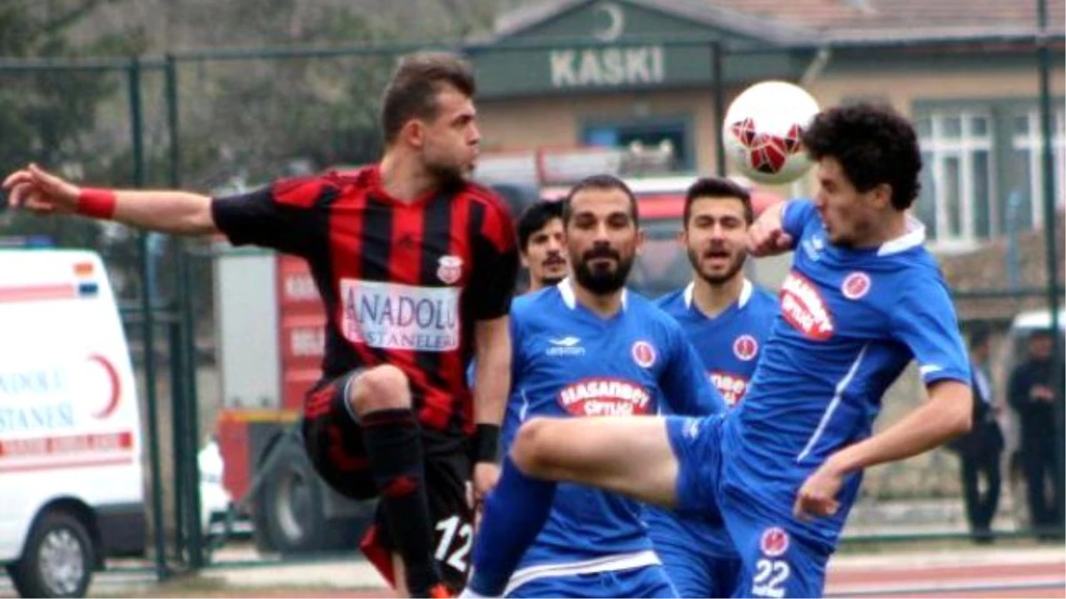 Kastamonuspor 1966-Bergama Belediyespor : 1-0