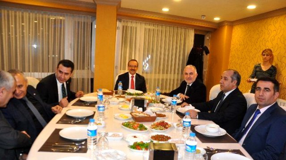 Kızılay Bölge Toplantısı Muş\'ta Yapıldı