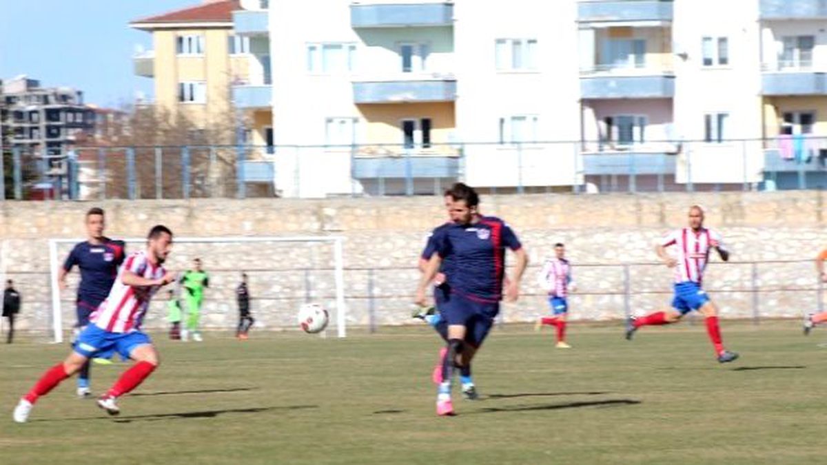 Niğde Belediyespor Evinde 2-0 Kazandı