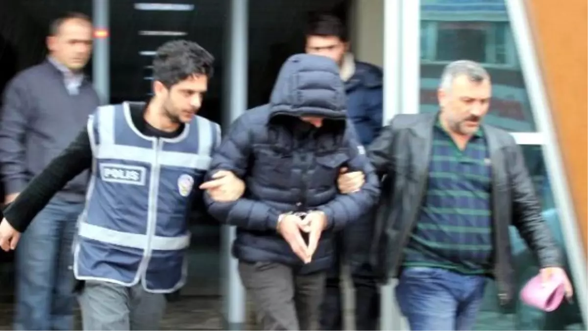 3 Gün Önce Tutuklanan Onur Özbizerdik Serbest Kaldı