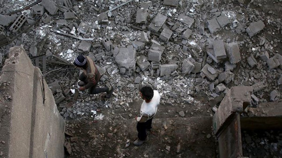 Rus Uçakları Suriye'de Pazar Yerini Vurdu: 8 Ölü, 28 Yaralı