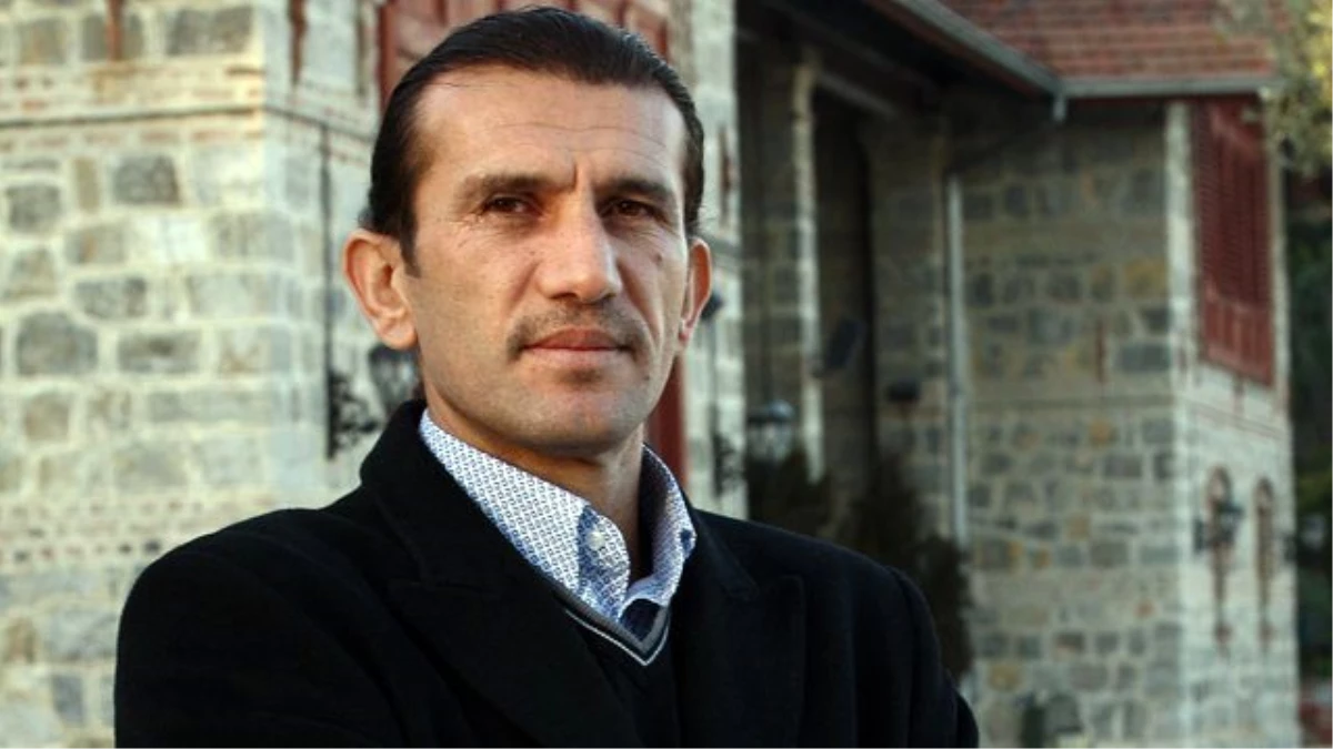 Rüştü Reçber: Trabzonsporlu Salih\'in Hareketi Türk Hakemliğine Saygısızlık