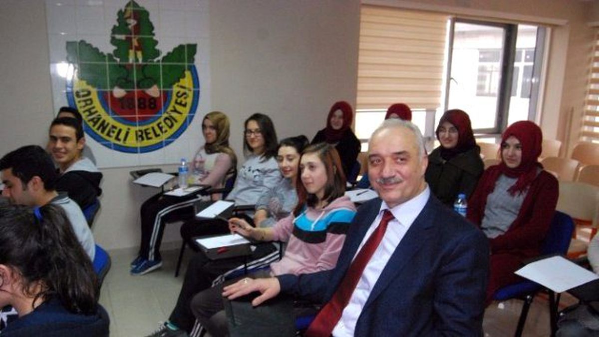 Tatlıoğlu\'ndan Gençlere Destek