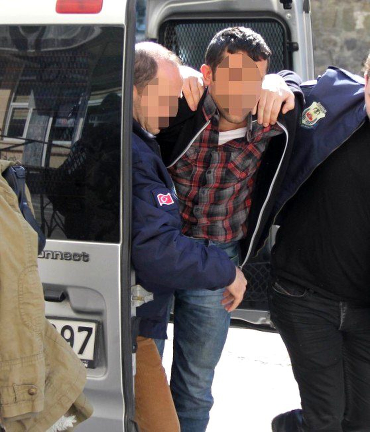 Terör Suçundan 1 Kişi Tutuklandı