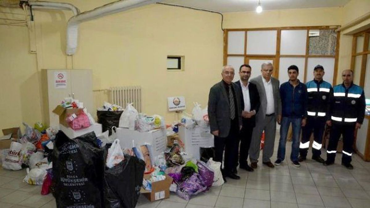 Türkmenlere İlaç Seferberliğine Karacabey\'den Büyük Destek