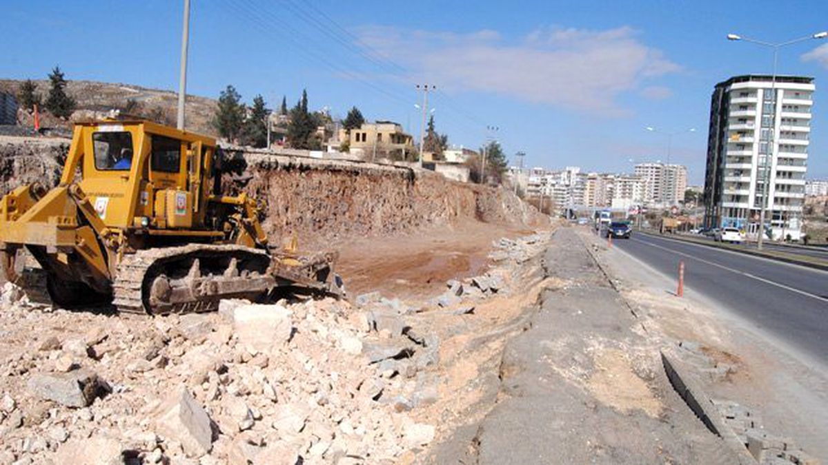 Urfa\'da Ulaşıma Çözüm Aranıyor