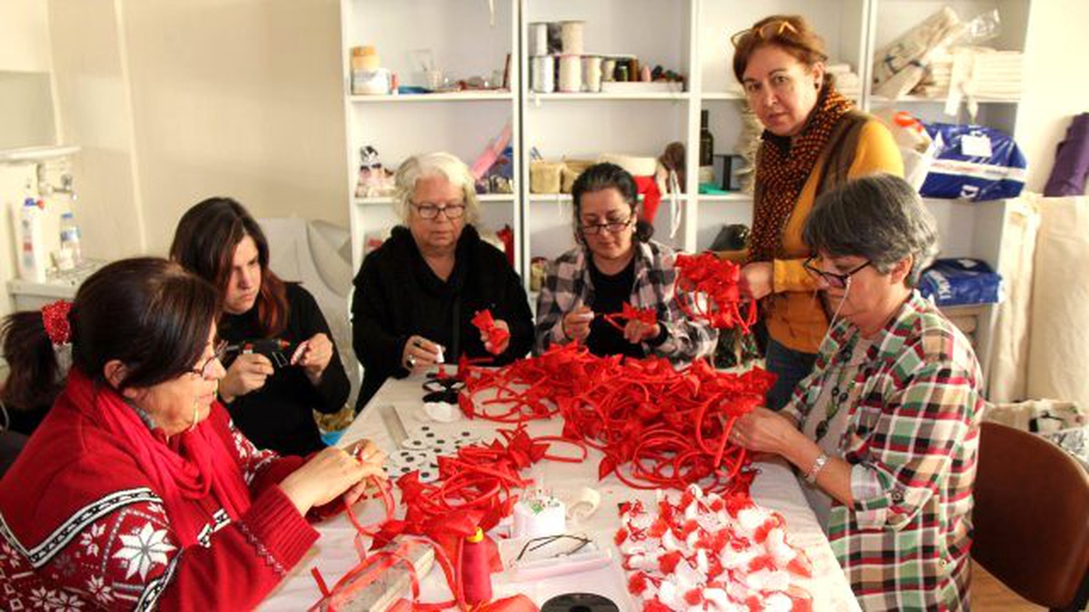 Urlalı Kadınlar Ekonomiye Katma Değer Sağlıyor
