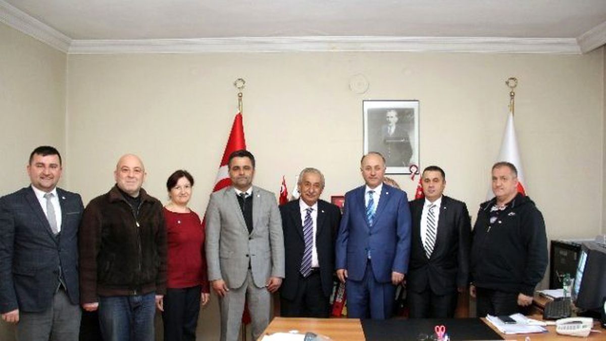 Vali Azizoğlu\'ndan Kızılay Bartın Şubesi\'ne Ziyaret