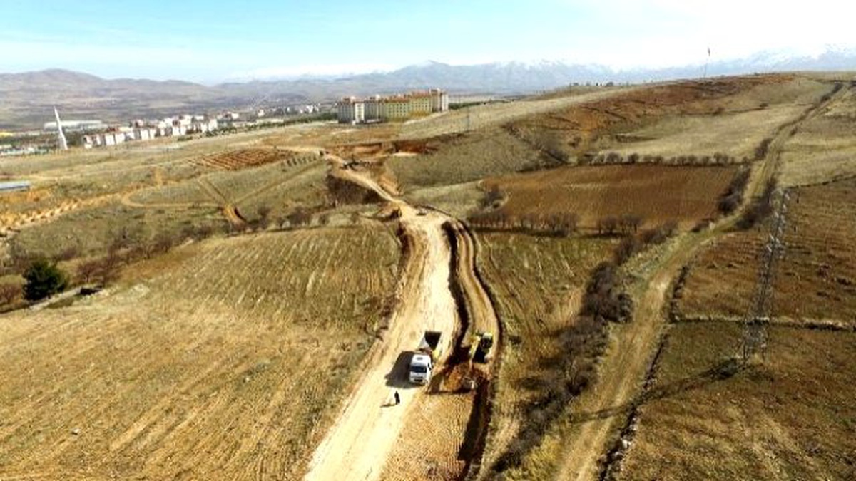 Yeni Bir Bağlantı Yolu Açılıyor