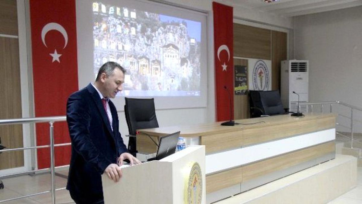 Akılcı İlaç Kullanımı Toplantısı Yapıldı