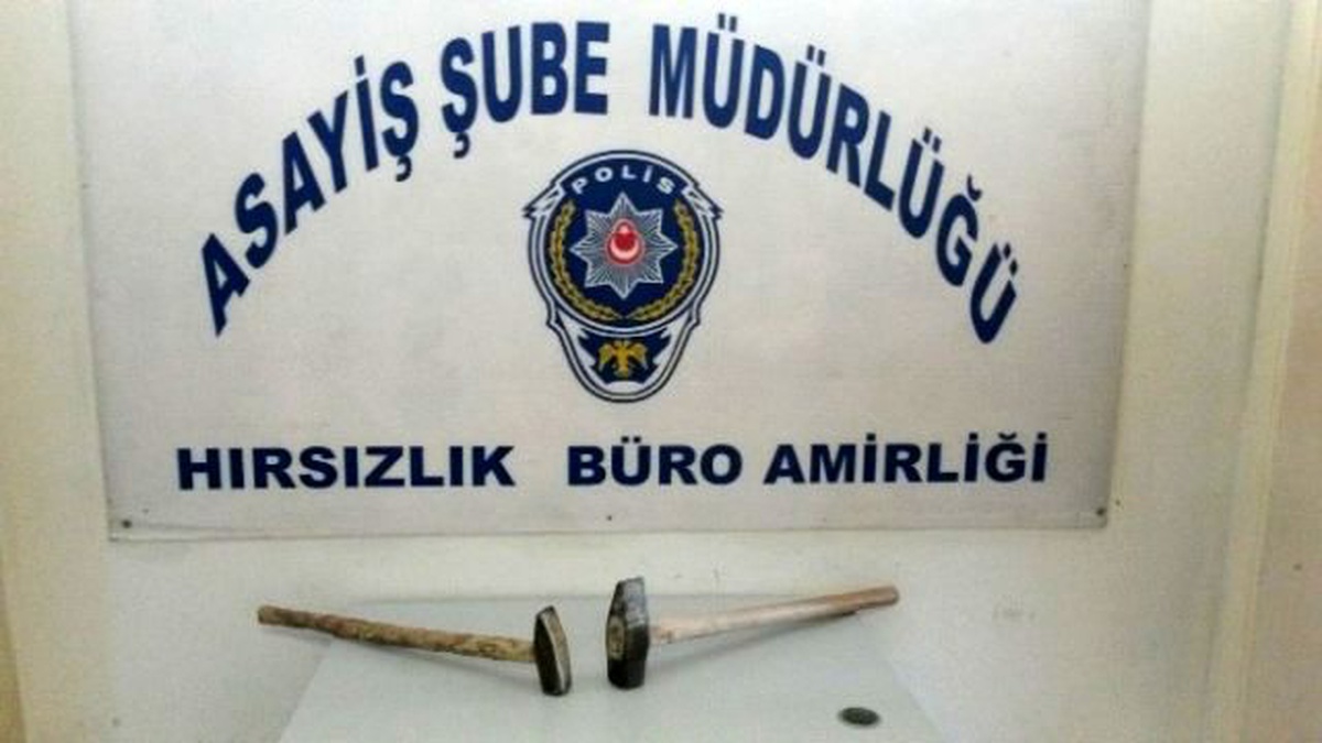 Balyozla Hırsızlık Yapan Şüpheliler Yakalandı