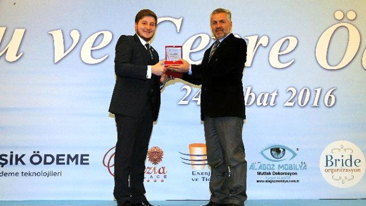 Başkan Çetin\'e Çevrecilik Ödülü