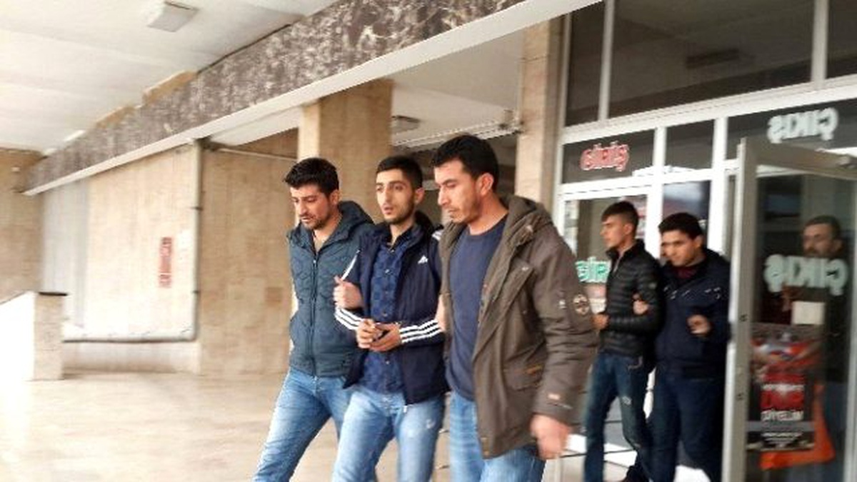 Biber Gazlı Soygunda Yakalanan 2 Şüpheli Tutuklandı