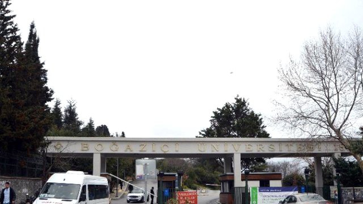 Boğaziçi Üniversitesi\'nde Şüpheli Araç Paniği