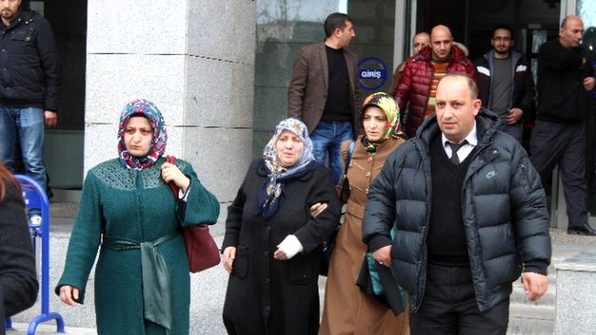 Burcu Şengel\'i 27 Yerinden Bıçaklayan Zanlıya Müebbet Hapis İstemi