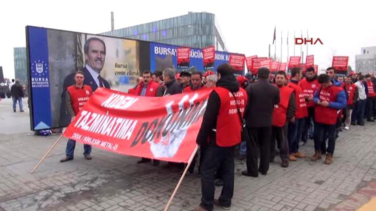 Bursa\'da Otomotiv İşçilerinden Tepki Yürüyüşü
